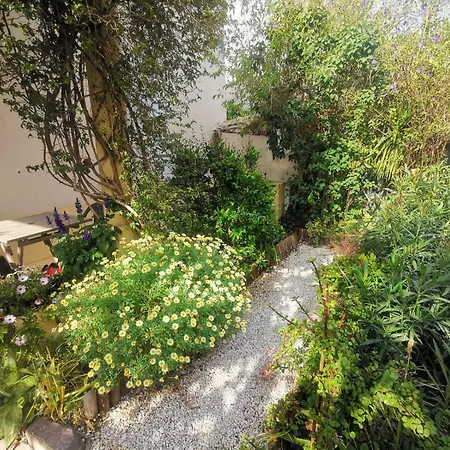 Secret Garden - Plages & Commerces -parking Prive- Wifi *