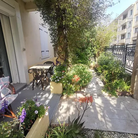 Secret Garden - Plages & Commerces -parking Prive- Wifi Apartamento *